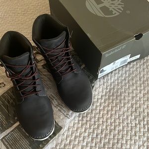 Women’s Timberland Brookton boots size 10